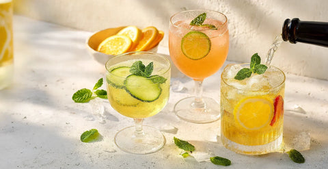Sommer im Glas: 3 Spritz-Rezepte mit Naegele-Twist